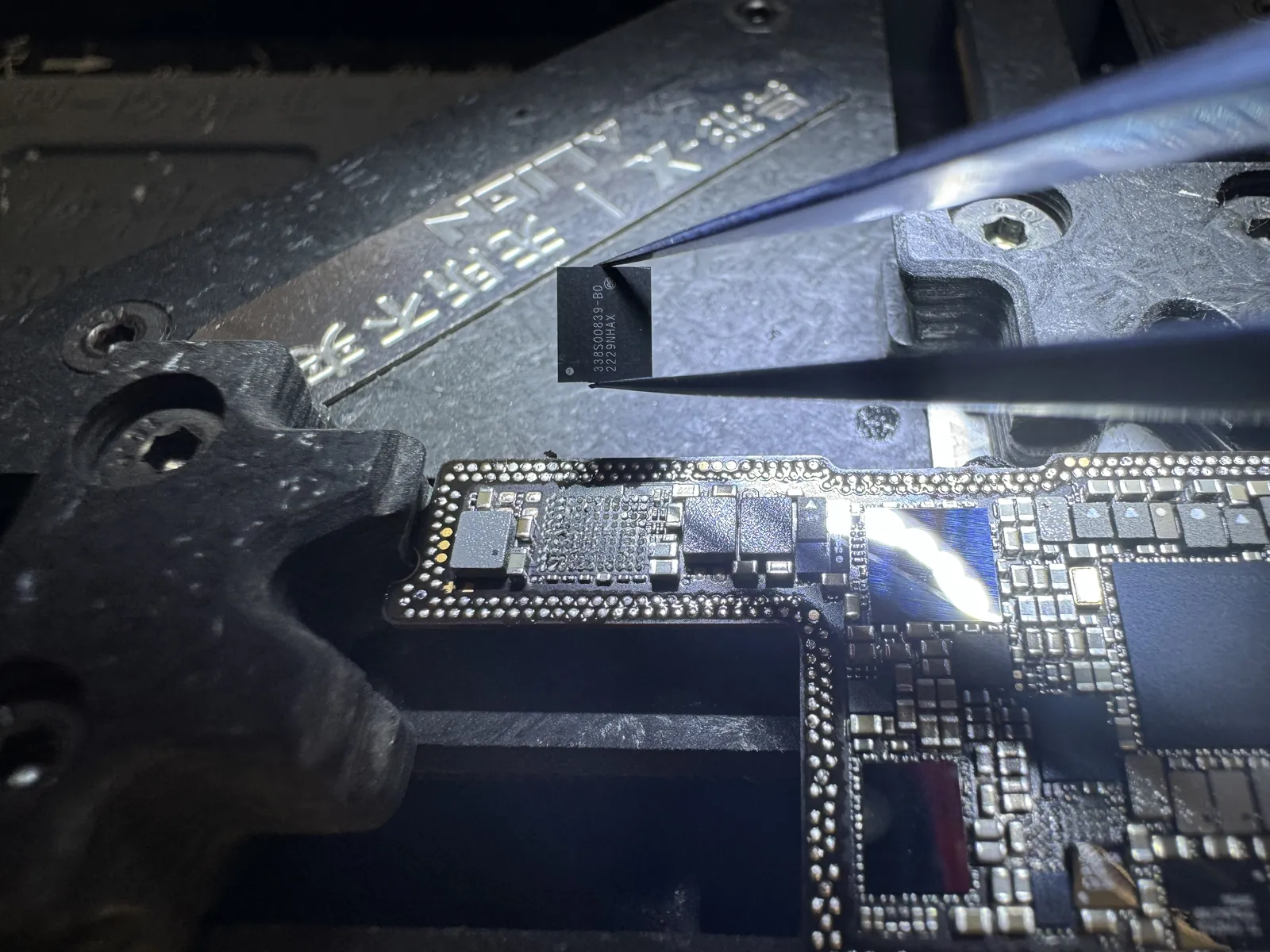iPhone 14 Pro Not Charging — Charging IC Board Repair | FIXSTORY LA