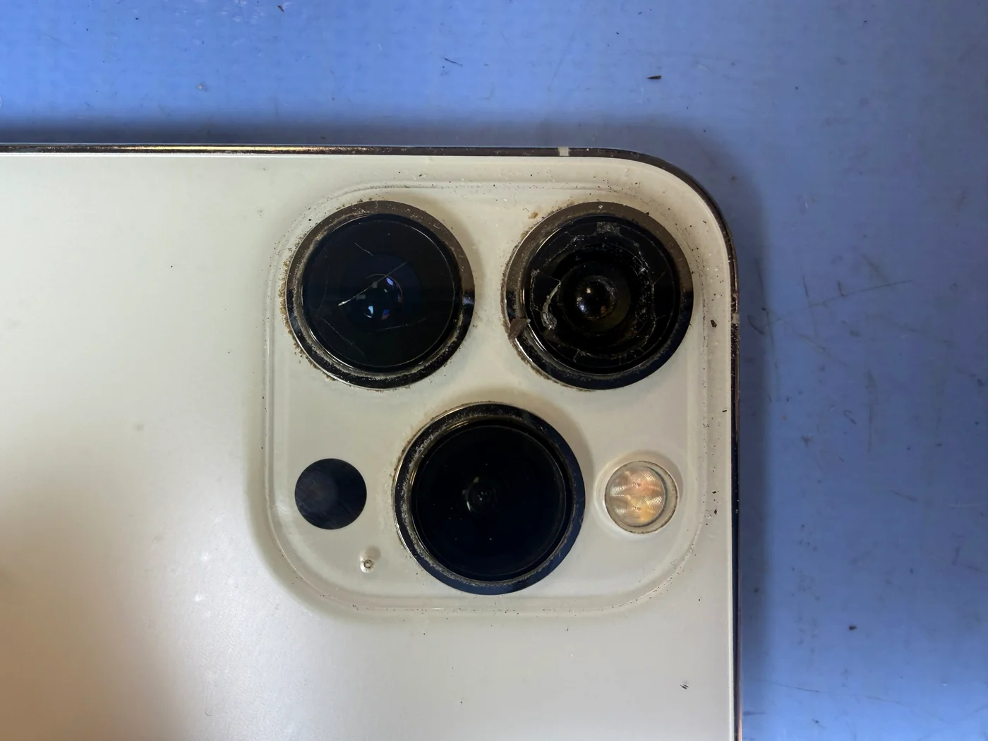 iPhone 14 Pro Camera Lens Glass Replacement — Genuine Apple Glass in 20 Minutes, Walk-In | FIXSTORY DTLA