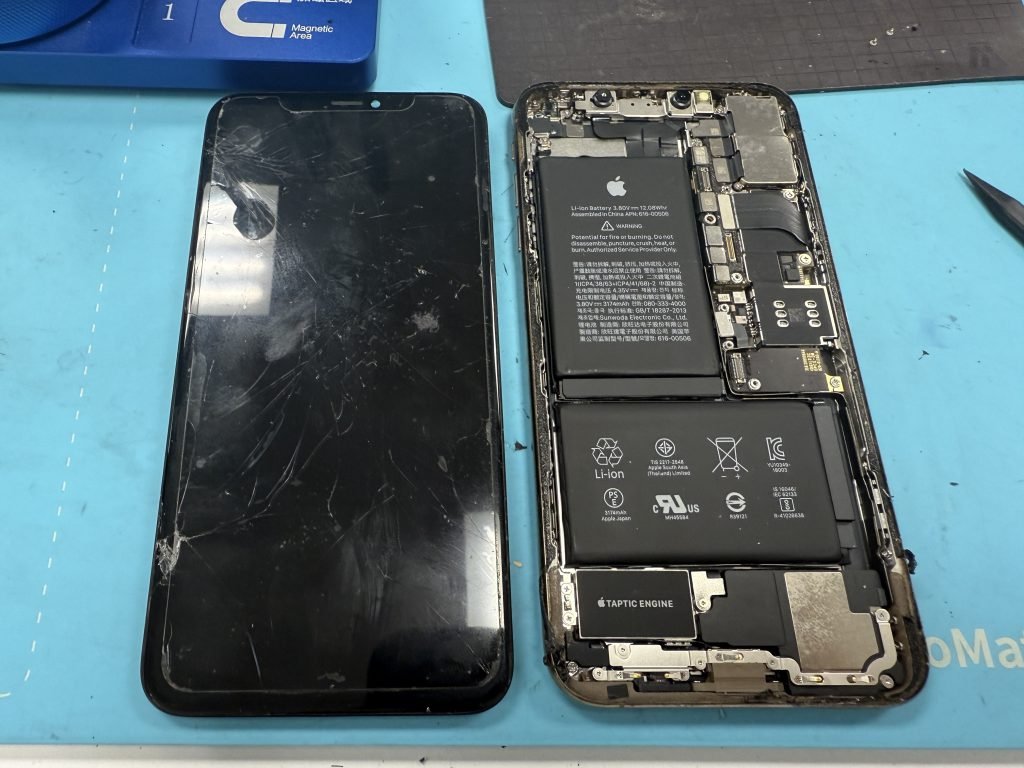 iPhone battery replacement service Los Angeles – FIXSTORY
