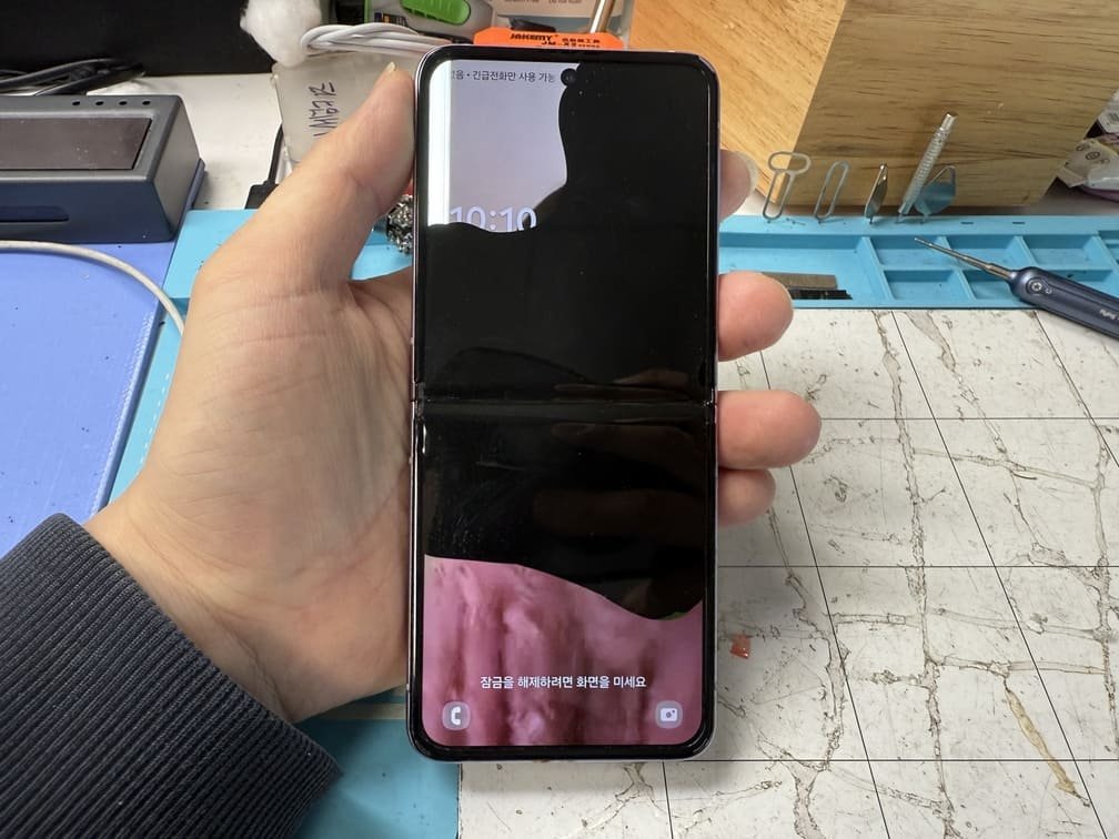 📱LA에서 아이폰·삼성폰 고장났을 때? 믿을 수 있는 한인 수리점이 여기 있어요!
